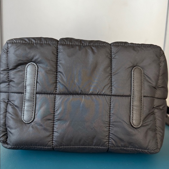 lululemon athletica Black Nylon Quilted Grid Mini 5L Crossbody/Handle Tote Bag - Picture 7 of 15